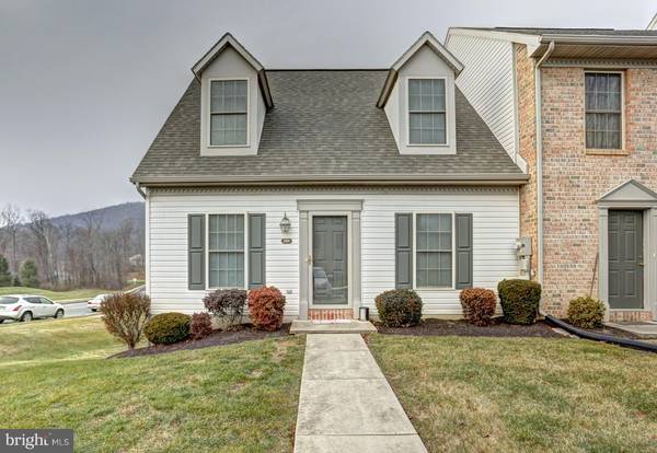 280 SADDLE RIDGE DR, Harrisburg, PA 17110