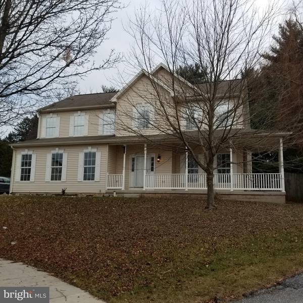 2285 WARWICK RD, York, PA 17408