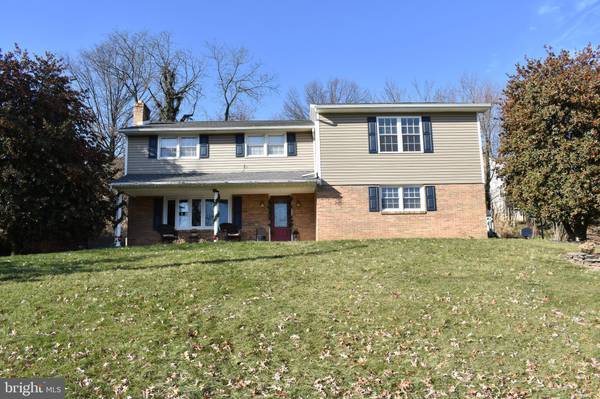 2030 GARNET RD, York, PA 17403