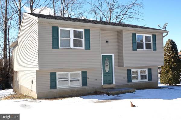 504 CIRCLE DR, Wrightsville, PA 17368