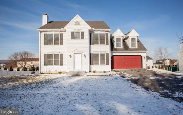 4000 GOLFVIEW DR, Mechanicsburg, PA 17050