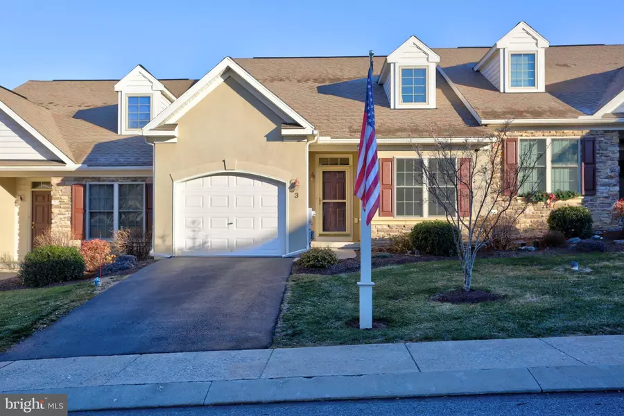 3 HARDY CT, Lancaster, PA 17602