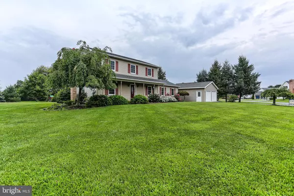 304 CHESTNUT CIR, Shippensburg, PA 17257