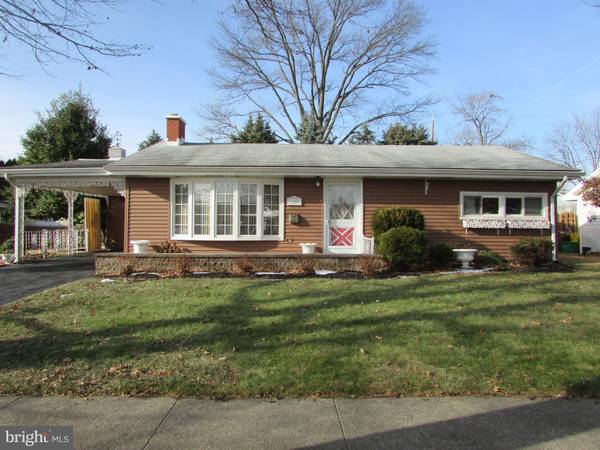 1506 FIRESIDE RD, York, PA 17404