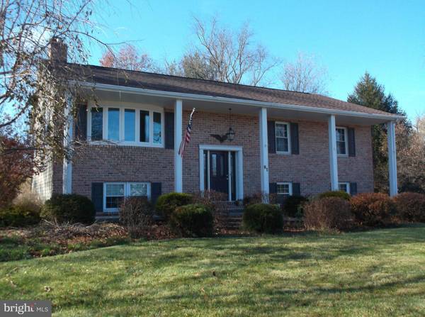 81 LAKE  VIEW DR, Gettysburg, PA 17325