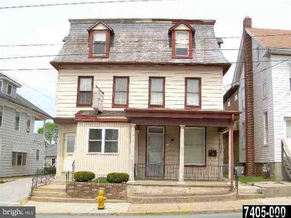 55-57 E MAIN ST, Dallastown, PA 17313