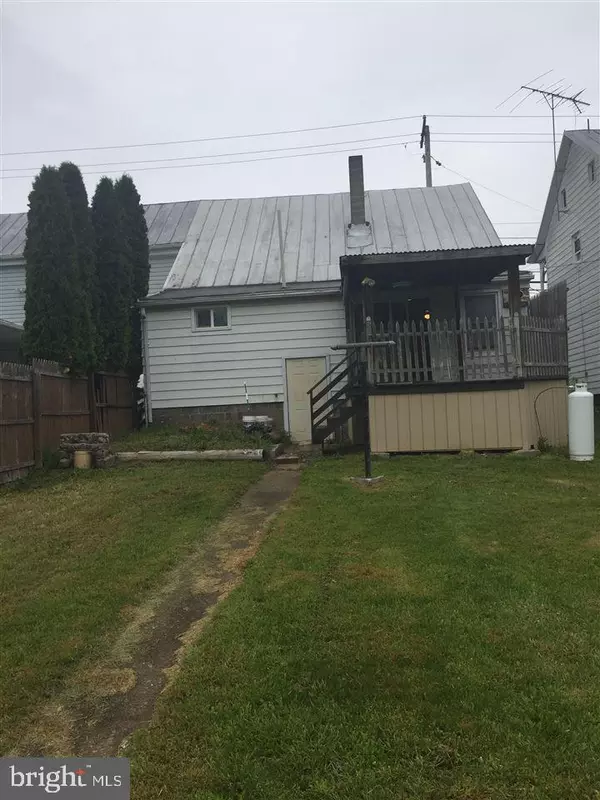 Lewisberry, PA 17339,202 W FRONT ST