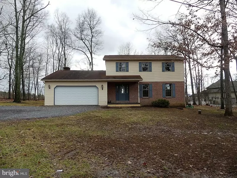 110 RED OAK LN, Gettysburg, PA 17325