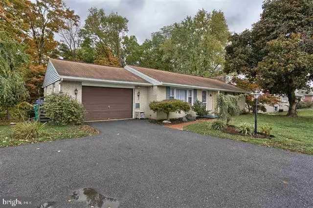 2349 FIDDLERS ELBOW RD, Hummelstown, PA 17036