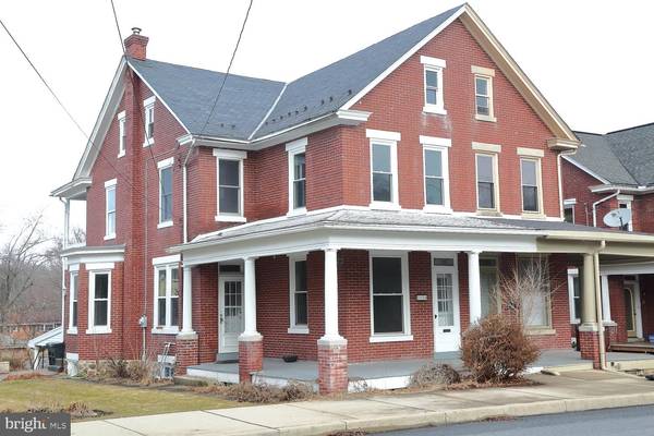 223 E HIGH ST, Elizabethtown, PA 17022