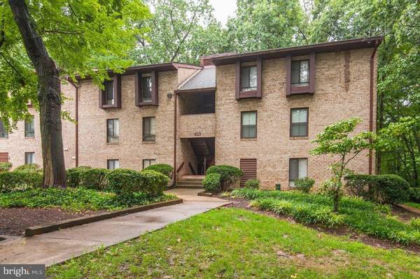 2216 CASTLE ROCK SQ #2B, Reston, VA 20191