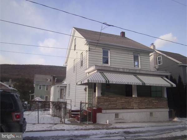 34 W COAL ST, Nesquehoning, PA 18240