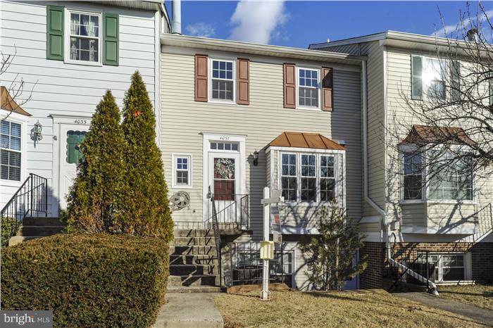 4037 SUMMER HOLLOW CT #158-G, Chantilly, VA 20151
