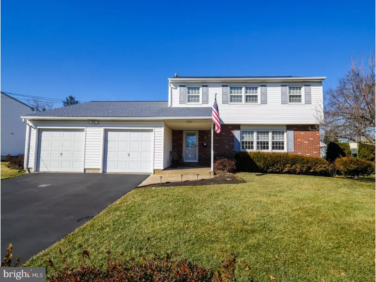 Warminster, PA 18974,537 HARTING CIR