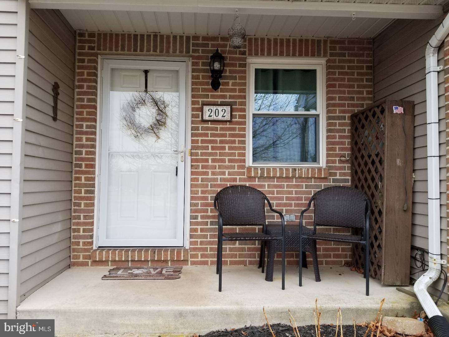 Telford, PA 18969,202 GROVE CT