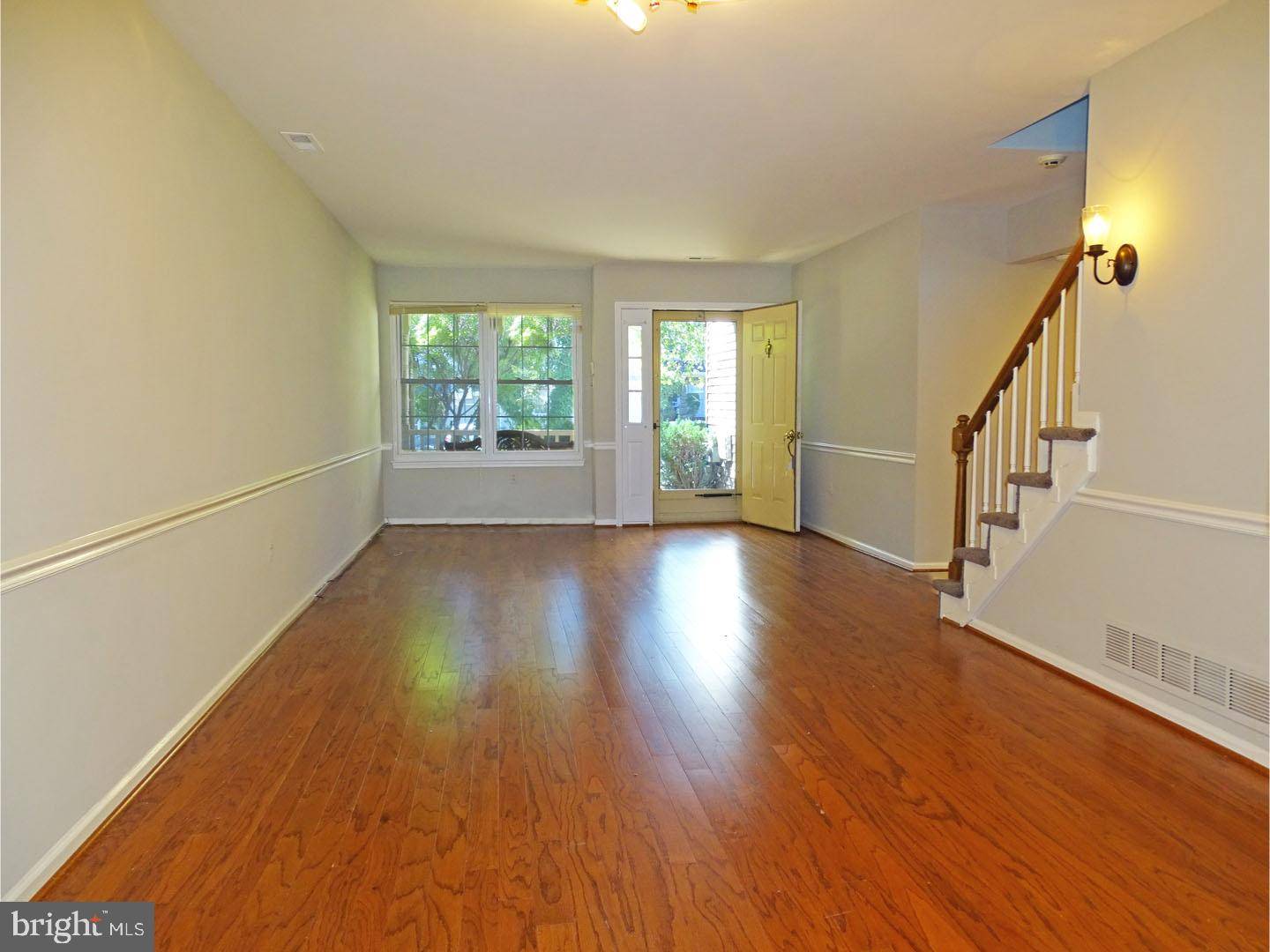 Holland, PA 18966,111 MULBERRY DR