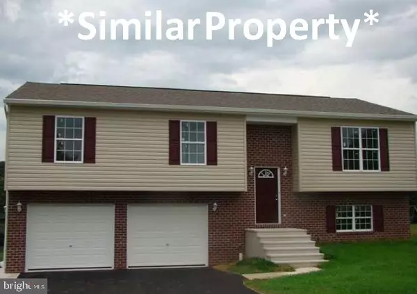 1A WHISPERING SPRINGS DR, York, PA 17408