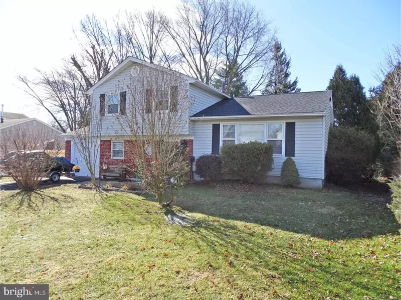 1546 WHEATFIELD LN, Warminster, PA 18974