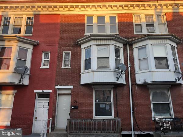 37 N BELVIDERE AVE, York, PA 17401