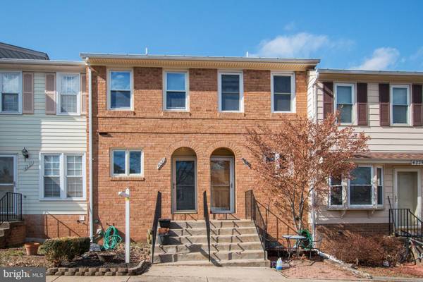 4229 CLARET CT, Chantilly, VA 20151