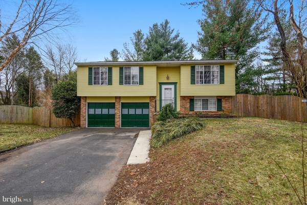 7012 VANTAGE DR, Alexandria, VA 22306