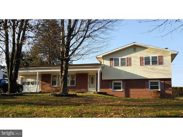 25 CLARRYAN ST, Tamaqua, PA 18252