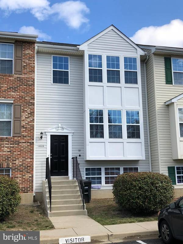 4224 APPLEGATE LN #3, Suitland, MD 20746