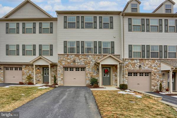 261 MELBOURNE LN, Mechanicsburg, PA 17055