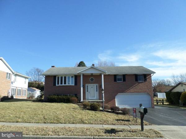 23 THORNBURY RD, Reading, PA 19606