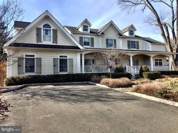 519 GRAND AVE, Ewing, NJ 08628