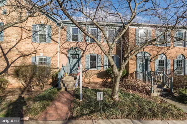 12486 SWEET LEAF TER, Fairfax, VA 22033