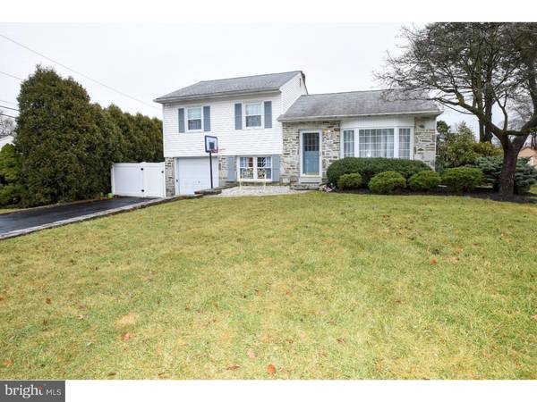 1387 CARROLL DR, Southampton, PA 18966