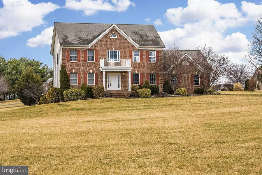 5211 HOLLOW TREE LN, Keedysville, MD 21756