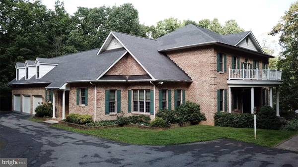340 WHISPERING KNOLLS DR, Winchester, VA 22603