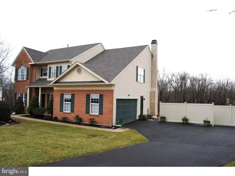 8028 FAIR VIEW LN, Eagleville, PA 19403