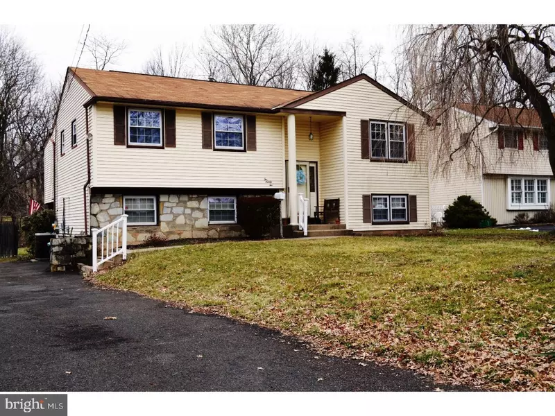 292 CENTENNIAL RD, Warminster, PA 18974