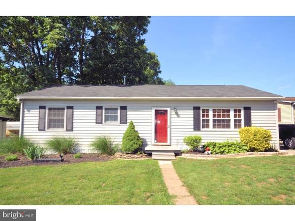 102 BRATTON DR, Norristown, PA 19403