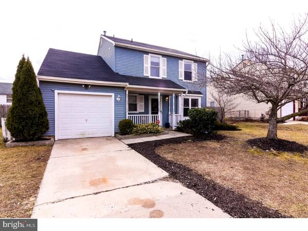 6 MAPLE HOLLOW LN, Sicklerville, NJ 08081