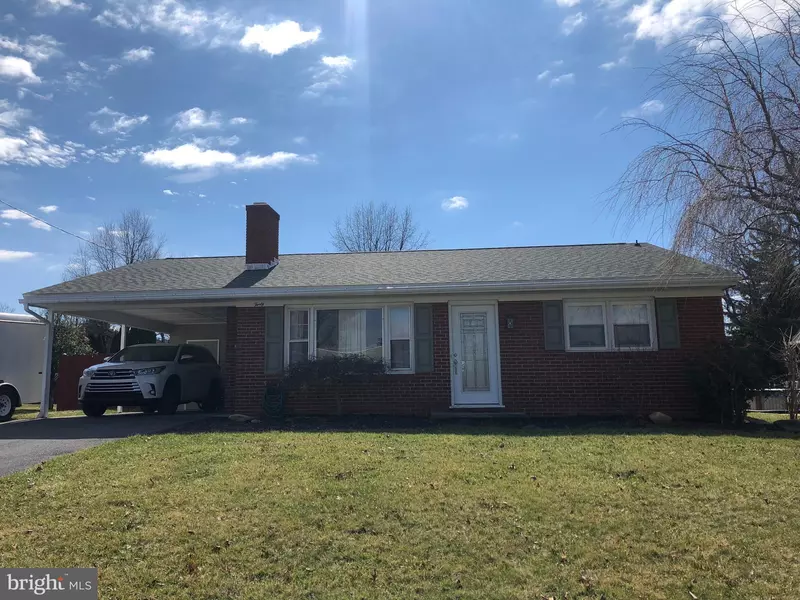 40 REYNOLDS AVE, Mont Alto, PA 17237