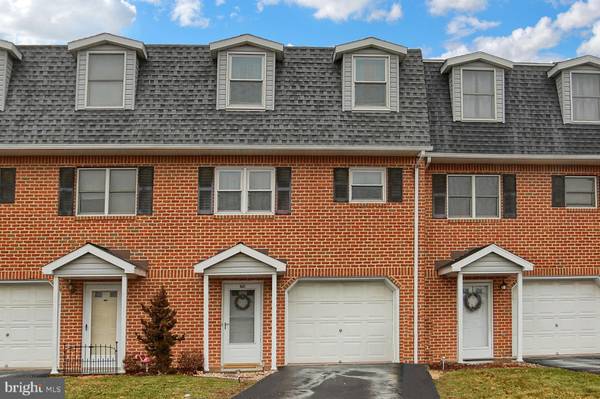 1718 ENGLISH DRIVE, Mechanicsburg, PA 17055