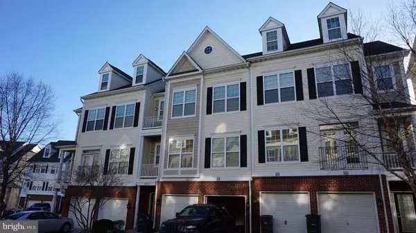 Woodbridge, VA 22191,1819 CEDAR COVE WAY #101