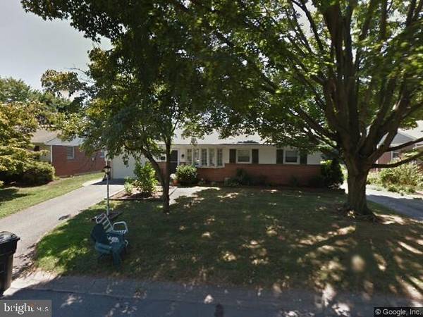 1772 HERITAGE AVE, Lancaster, PA 17603