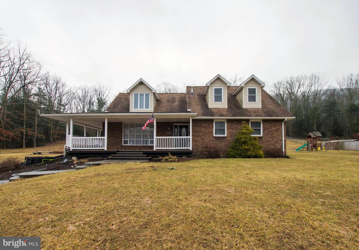 Pine Grove, PA 17963,139 MOLLEYSTOWN RD