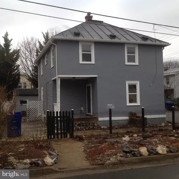 301 PROSPECT ST, Front Royal, VA 22630