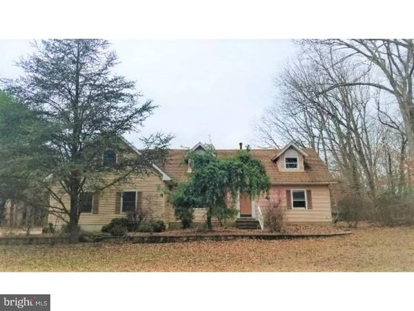 171 CROW POND RD, Pittsgrove, NJ 08318