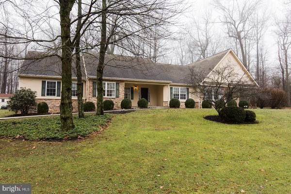 4 MOCCASIN DR, Atglen, PA 19310