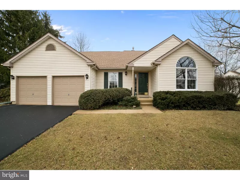 38 STEEPLECHASE DR, Doylestown, PA 18901