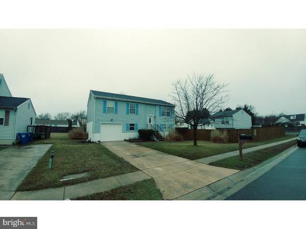 48 OLD FENCE LN, Newark, DE 19702