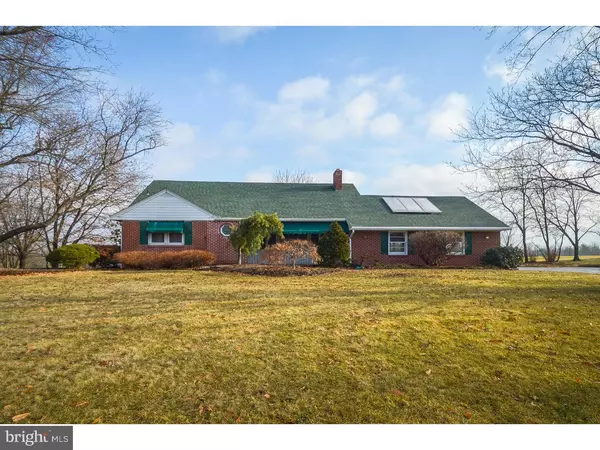 863 BLOOMING GLEN RD, Perkasie, PA 18944