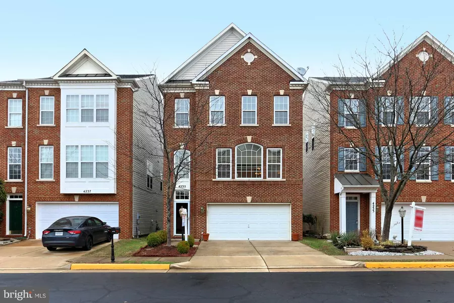 4235 SONIA CT, Alexandria, VA 22309